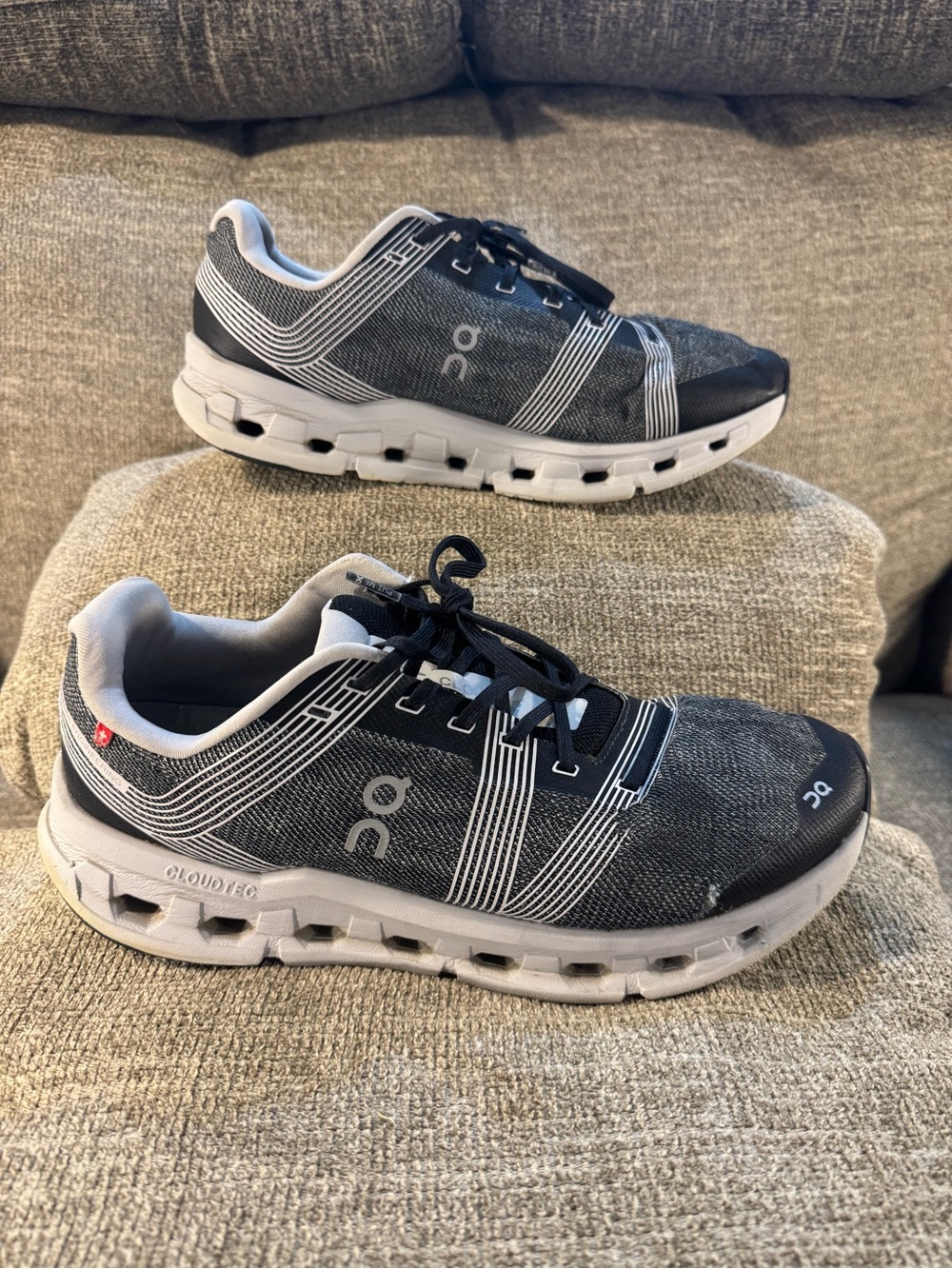 On Running Cloudgo Men's Running Shoes Black/Glacier Size 11